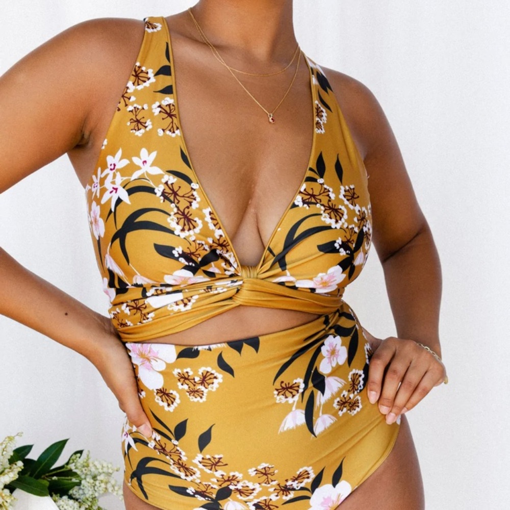 Baiia Four Piece Bikini US size 4